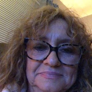 Meet your Posher, Tamela